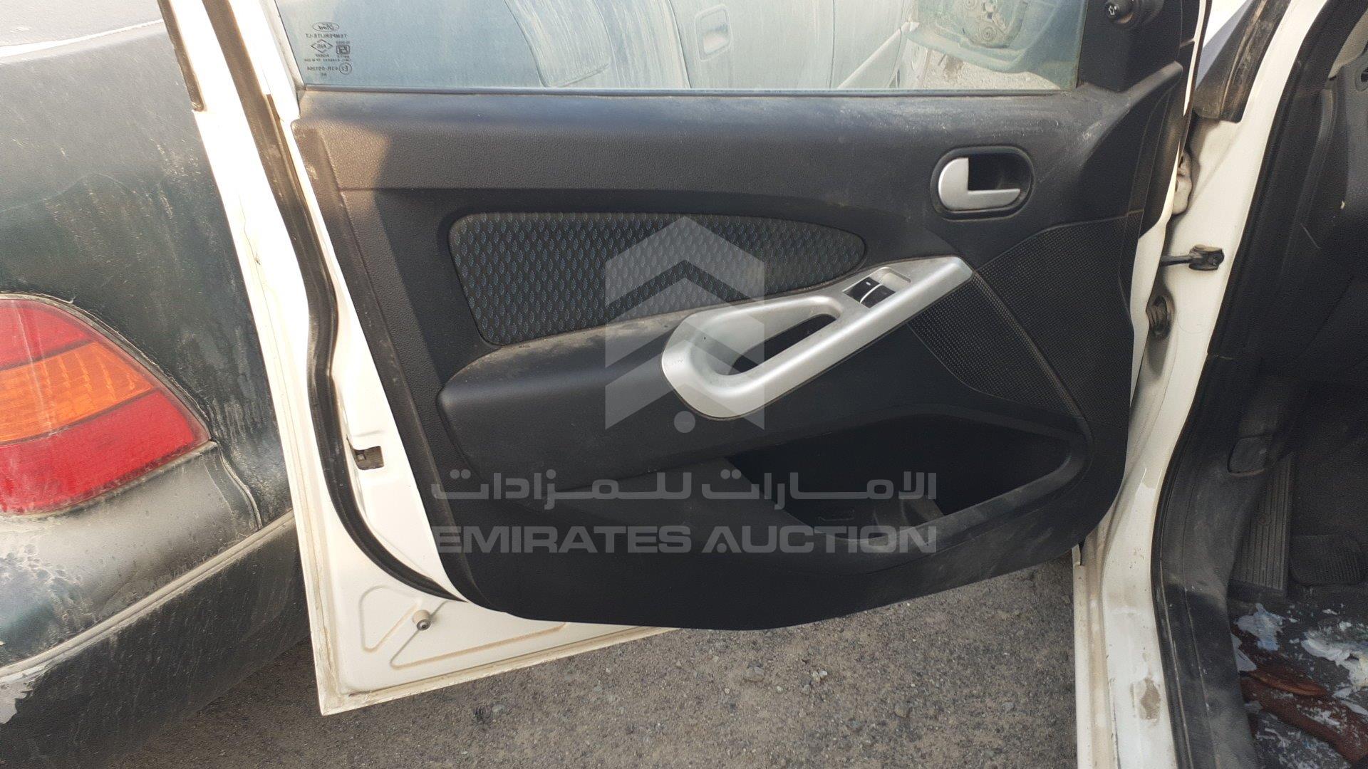 MAJTJ2ZD1FAA59386 - 2015 Ford Figo - #378394