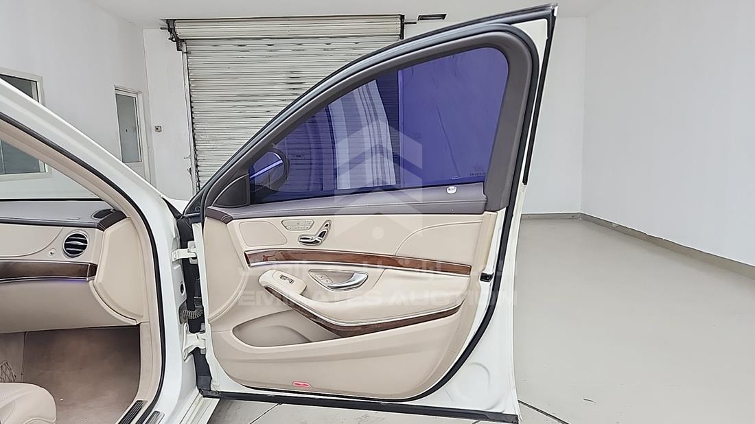 2016 Mercedes S 400 — Front Right Door — Photo 29