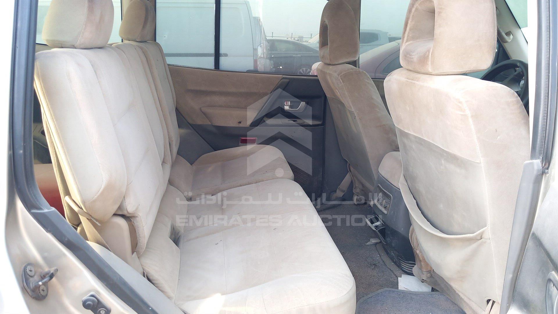 2001 MITSUBISHI PAJERO VIN: JMYLRV73W1J702736