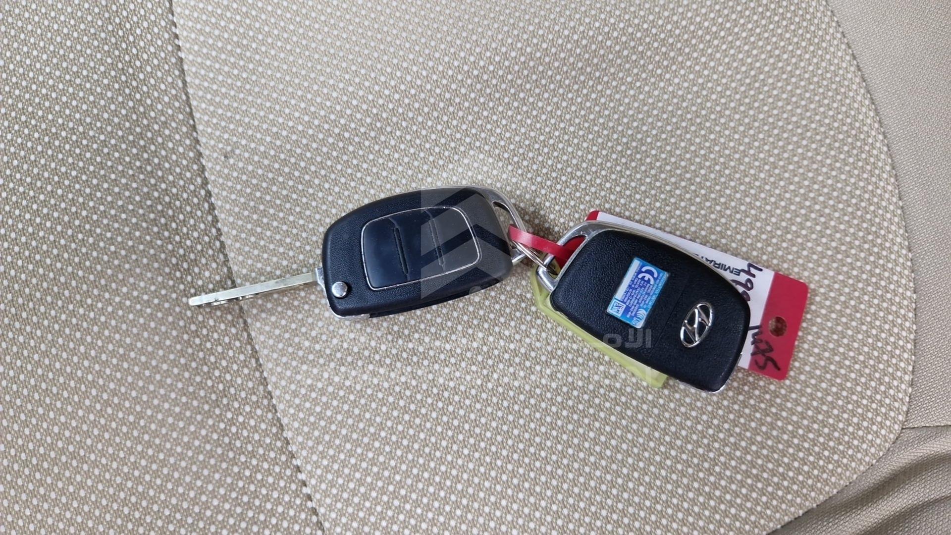 2015 HYUNDAI ACCENT VIN: KMHCT41DXFU662050
