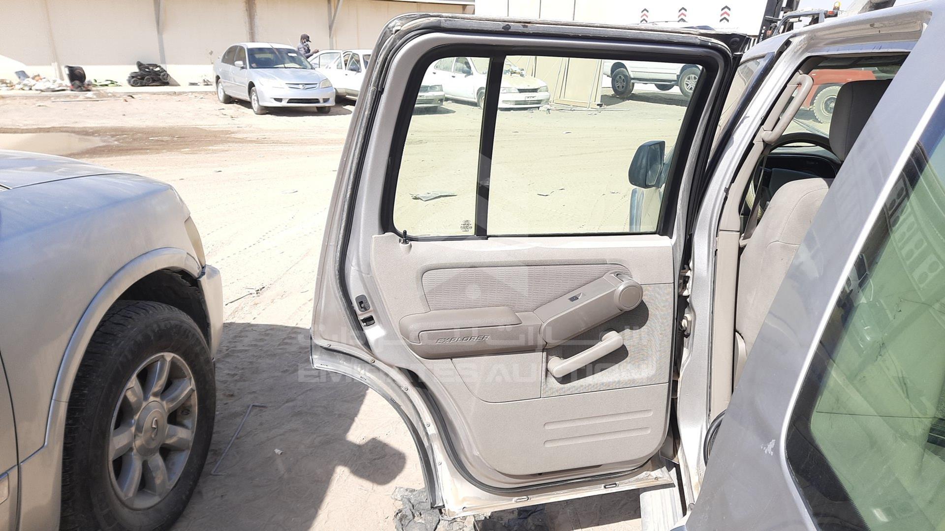2007 FORD EXPLORER VIN: 1FMEU73E97UA45463