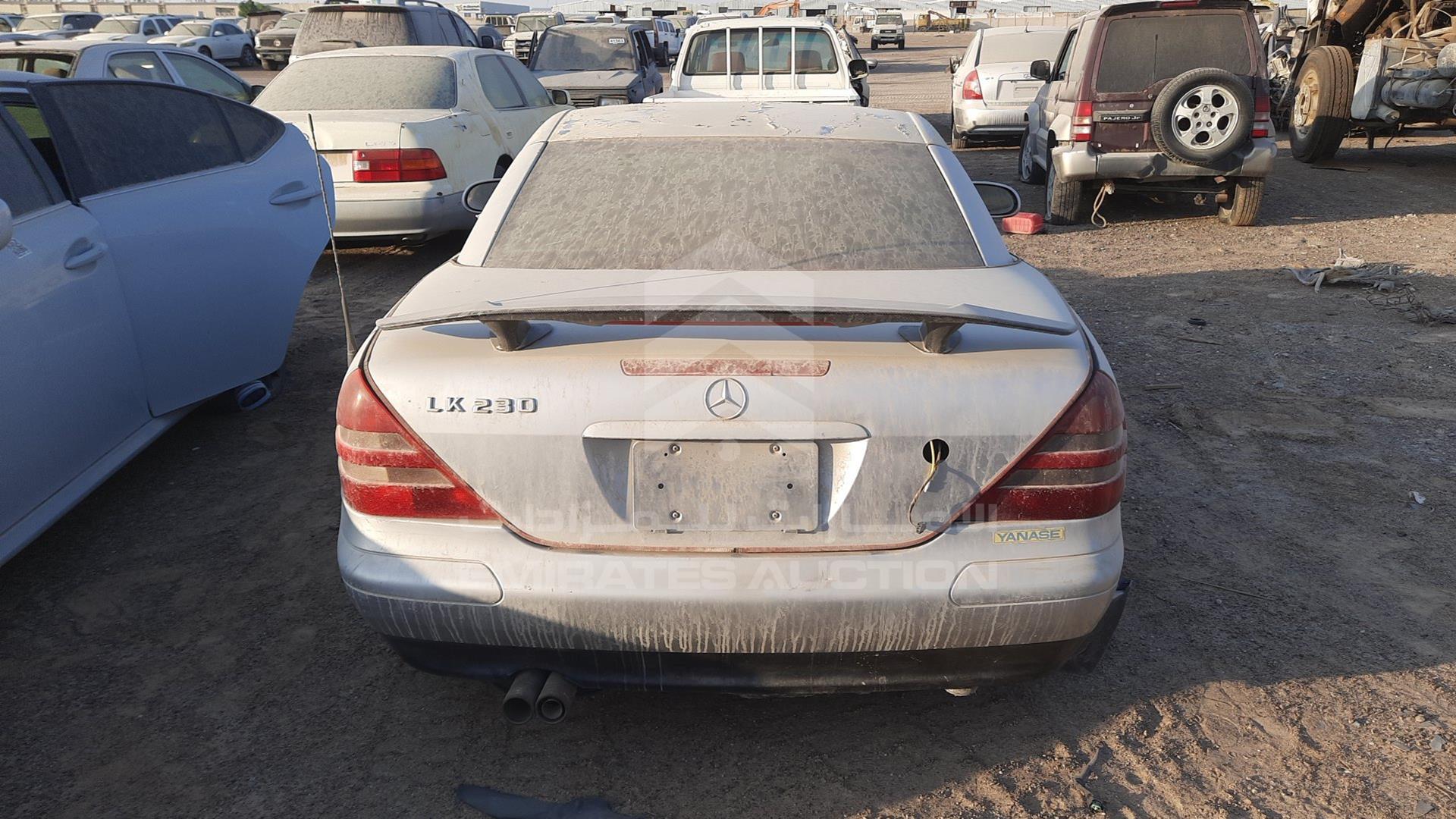 2000 MERCEDES SLK230 VIN: WDB1704471F164494