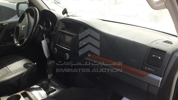 JMYLRV93W8J733423 Mitsubishi Pajero