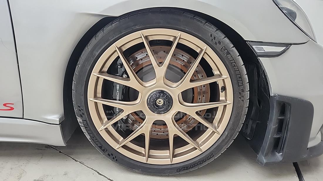 2024 Porsche 718 SPYDER RS — Front Right Tyre — Photo 26