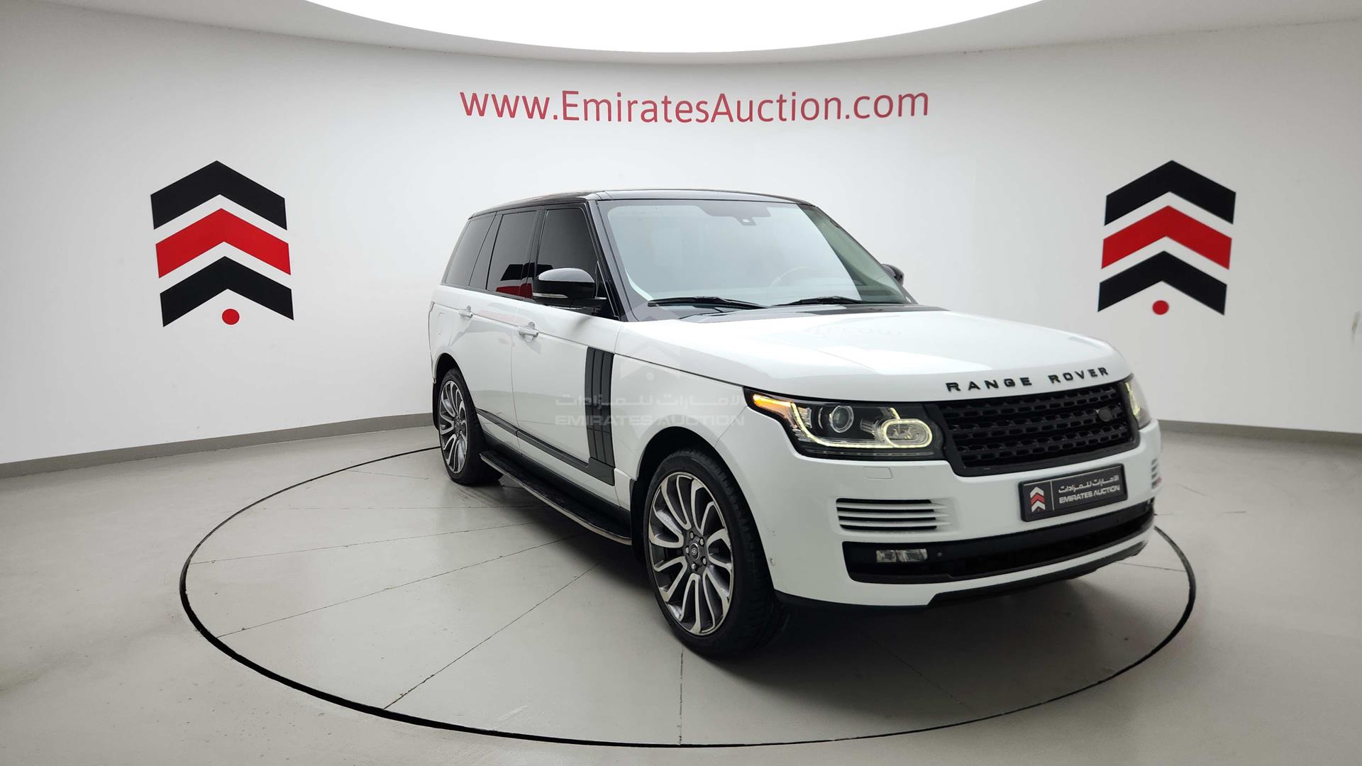 2014 RANGE ROVER VOGUE VIN: SALGA2EF8EA137587