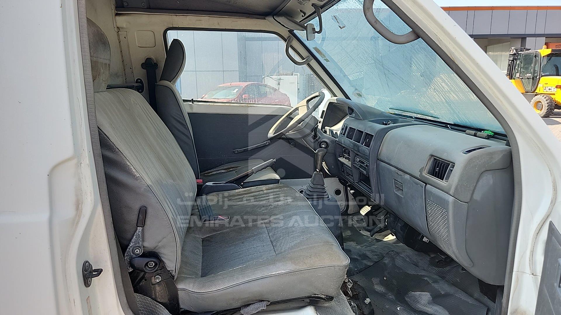 2010 MITSUBISHI L 300 VIN: JMYJNP13VAA700285