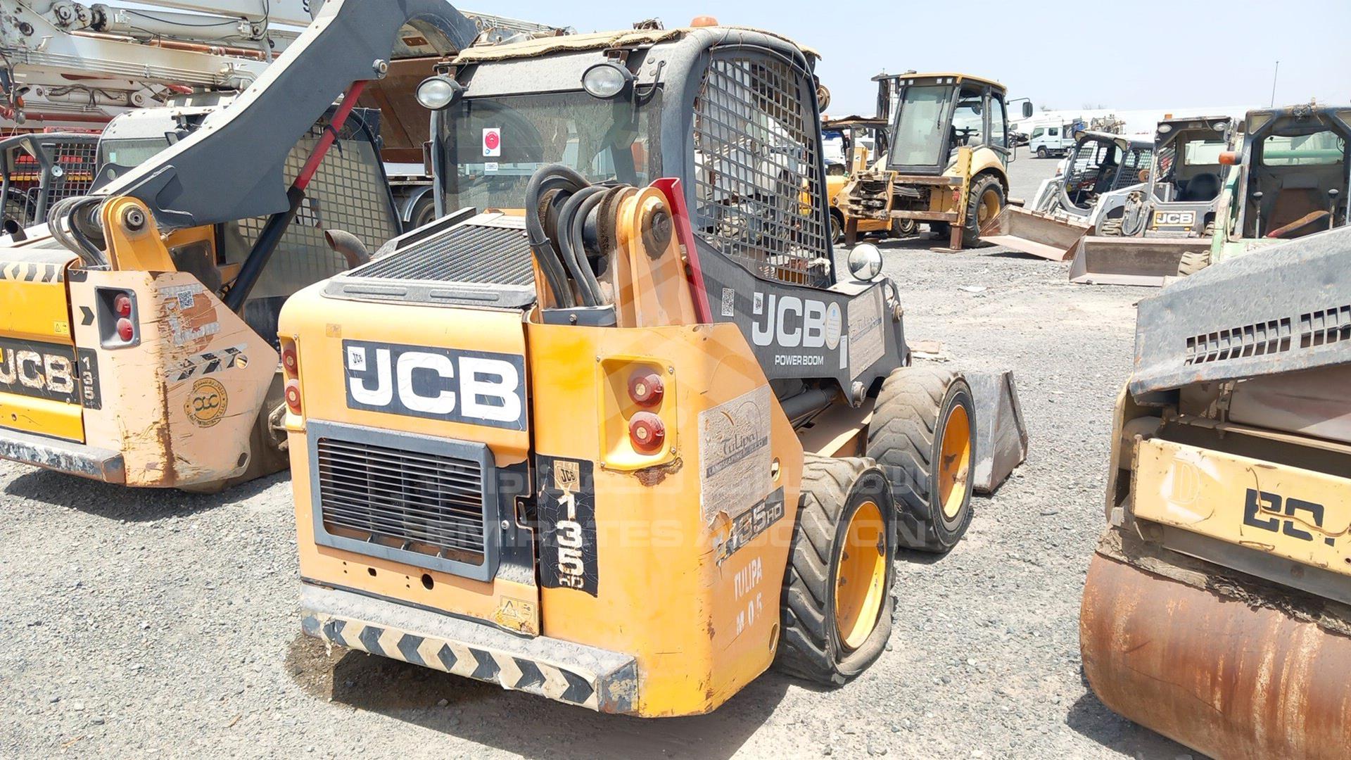 2016 JCB 135HD VIN: HAR135WSL02431878