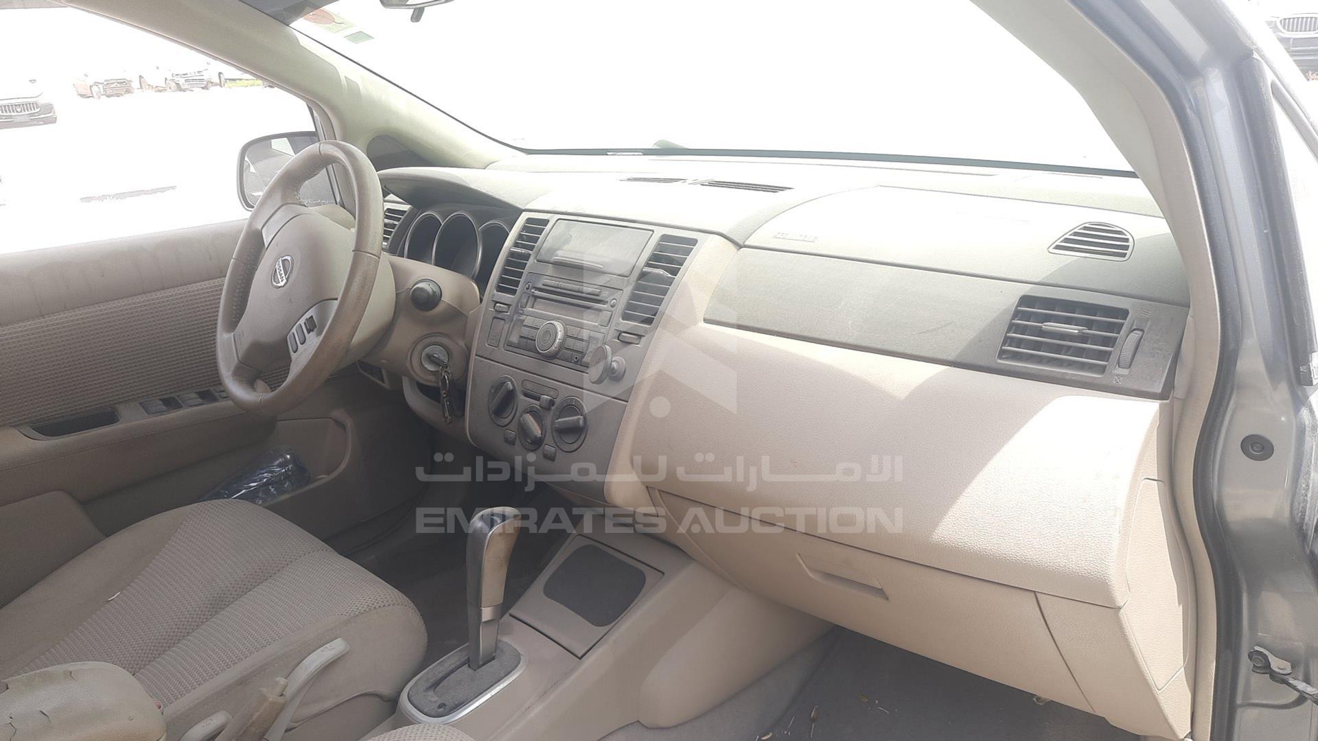 2011 NISSAN TIIDA VIN: 3N1BC1A76BL388023