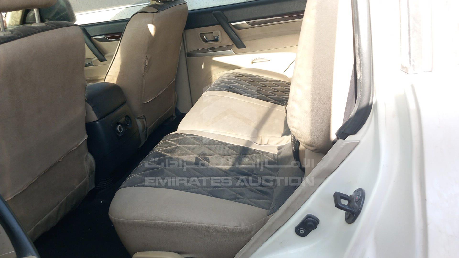 2013 MITSUBISHI PAJERO VIN: JMYLRV95WDJ709578