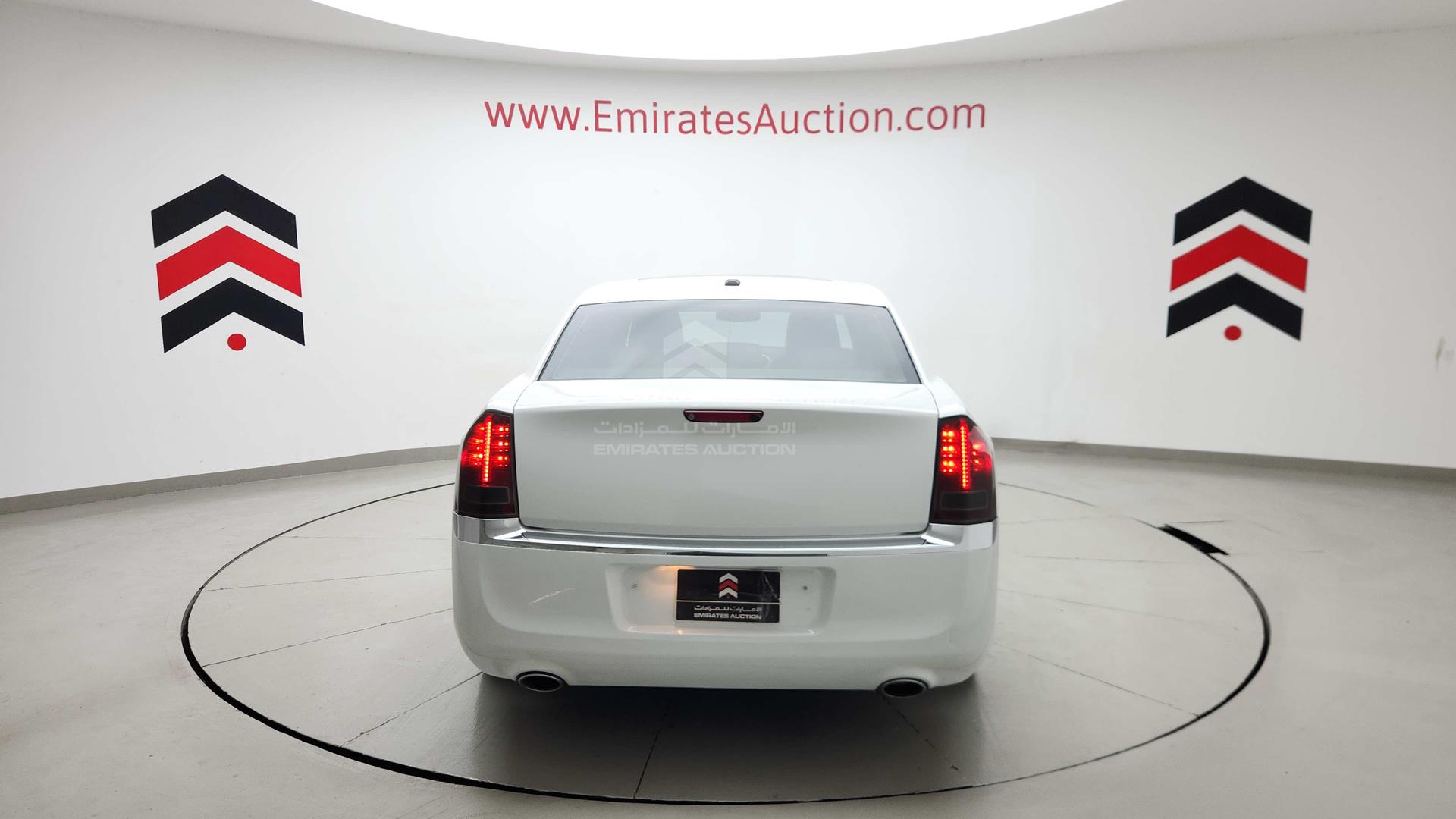2012 CHRYSLER 300 C VIN: 2C3CCACGXCH246111