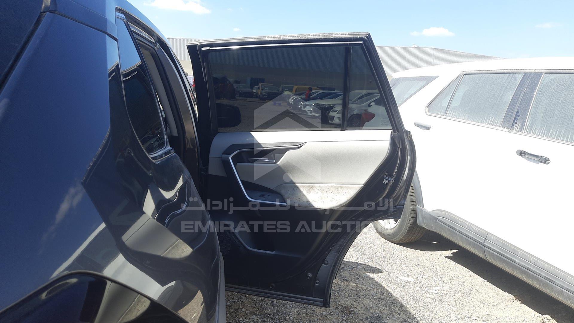 2020 TOYOTA RAV-4 VIN: JTMJ13FV8LJ031601