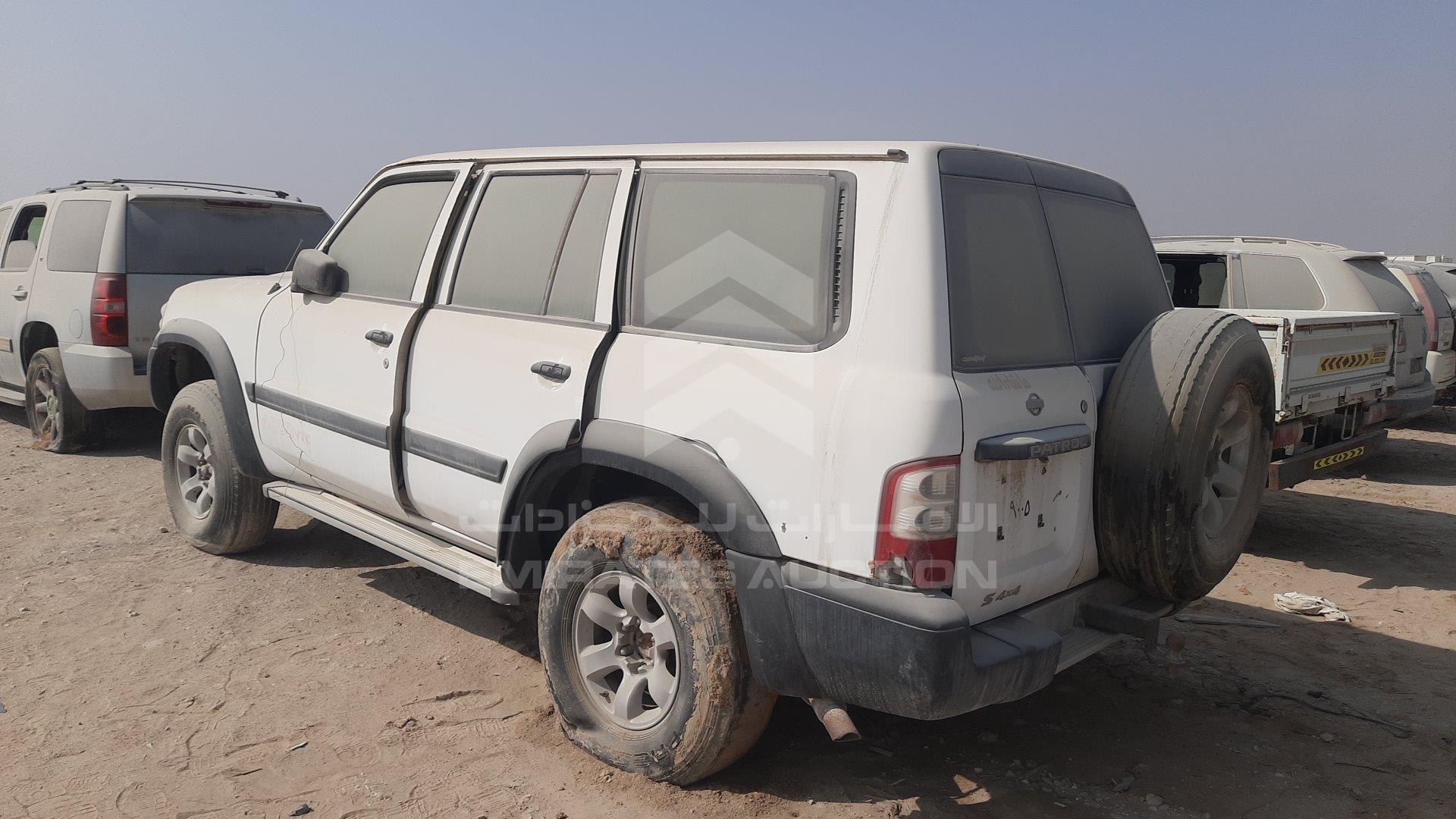 JN6BY11Y3YX430438 - 2000 Nissan Patrol - #401046