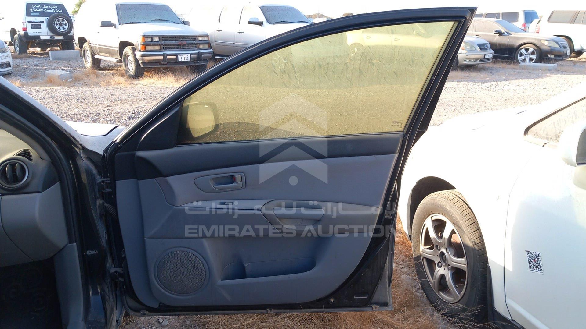 2005 MAZDA 3 VIN: JM7BK226551118147