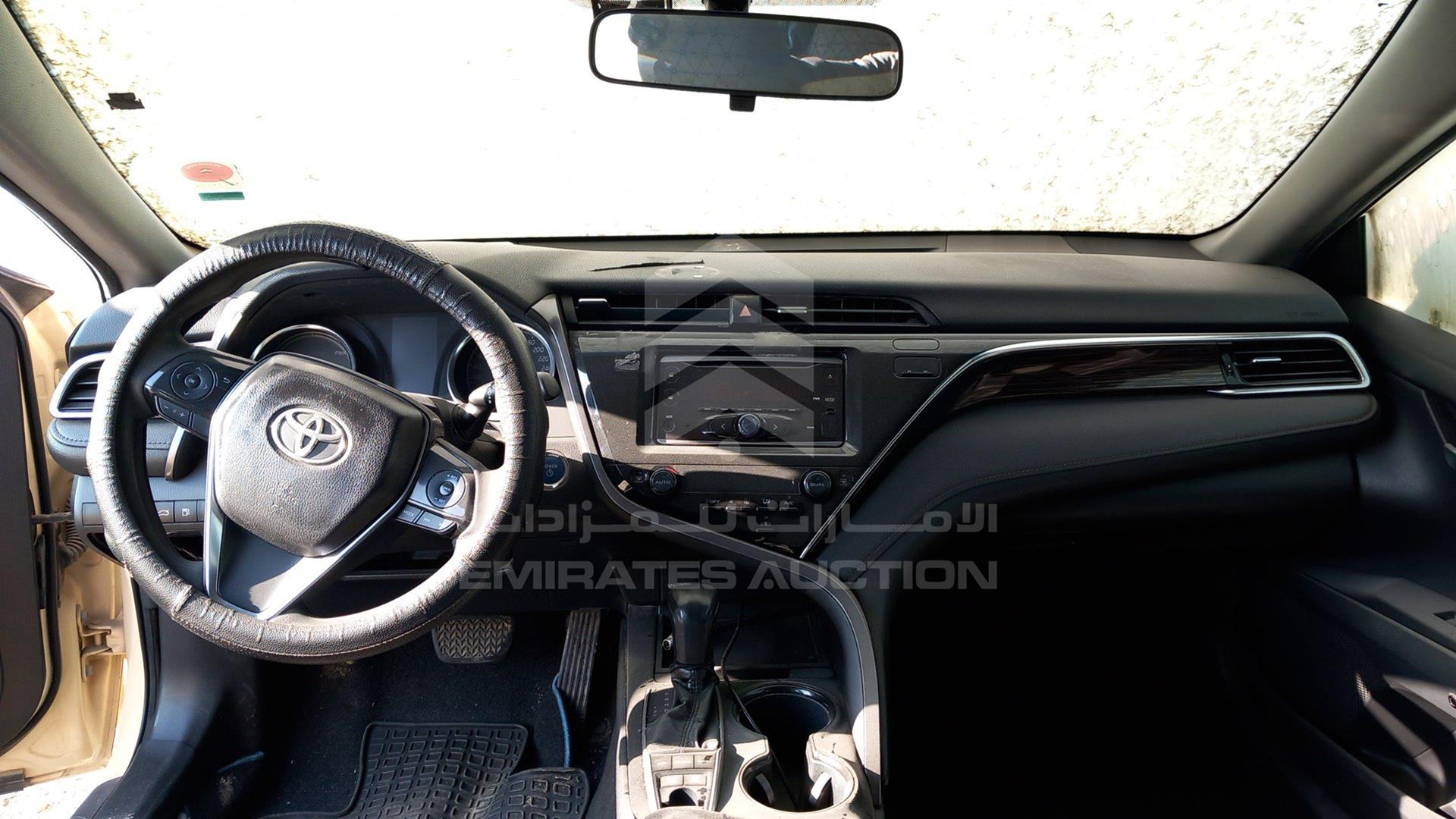 2018 TOYOTA CAMRY VIN: JTNB29HK0J3008057