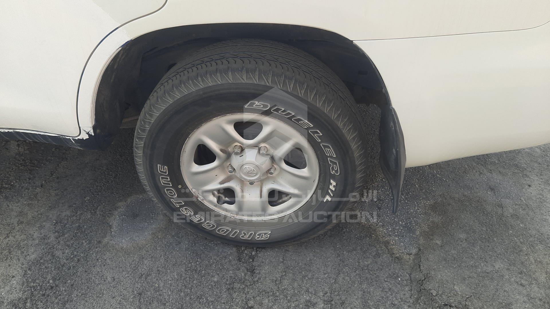 2012 TOYOTA LAND CRUISER VIN: JTMDU09J7C4052921
