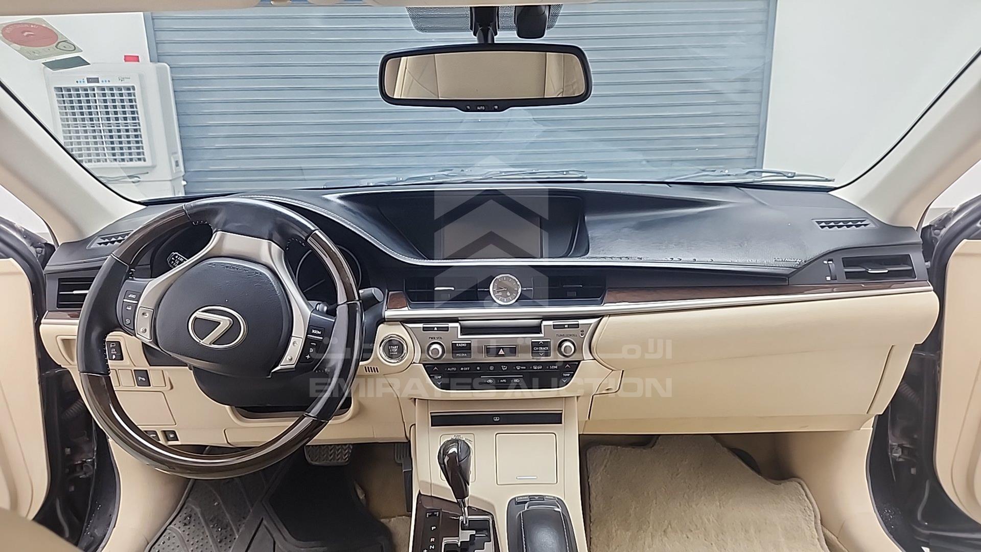 2014 LEXUS ES 350 VIN: JTHBK1GG7E2113613