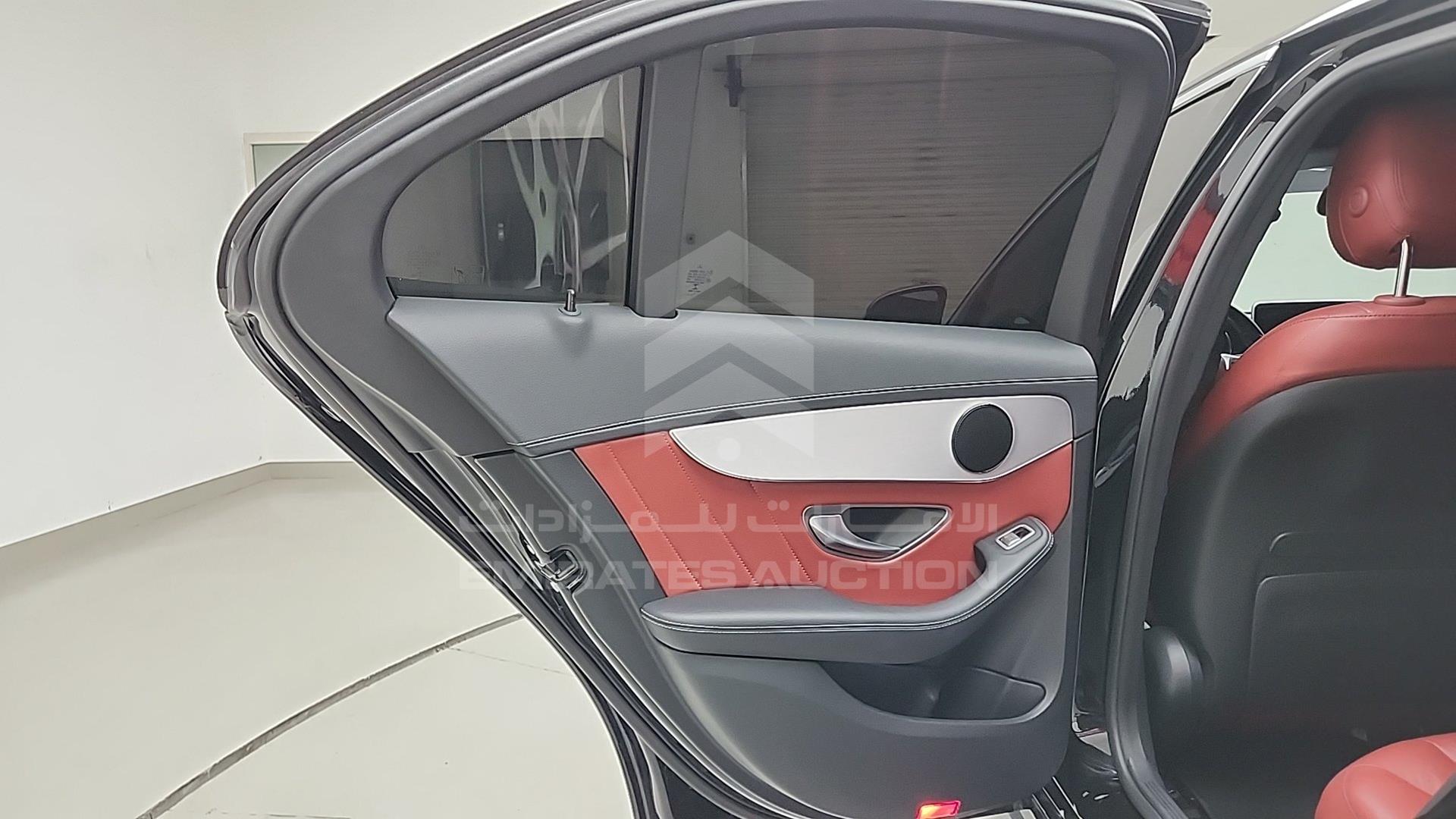 2018 MERCEDES C 200 VIN: WDDWF4CB7JR375884