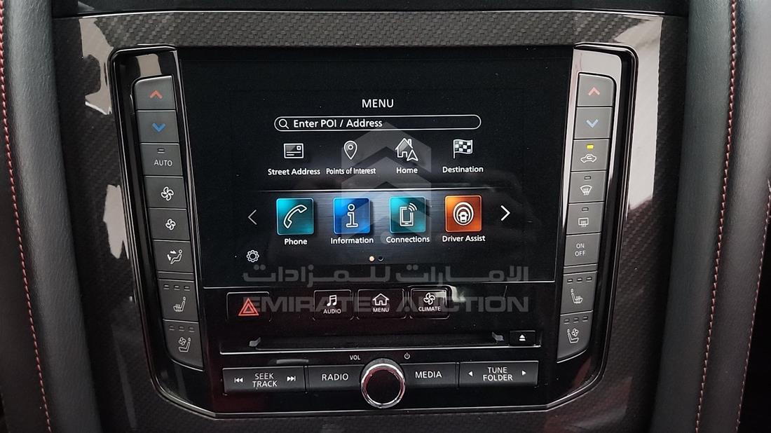 نيسان باترول نيسمو 2021 — نظم الترفيه وكاميرا المراقبة والملاحة — صورة 19