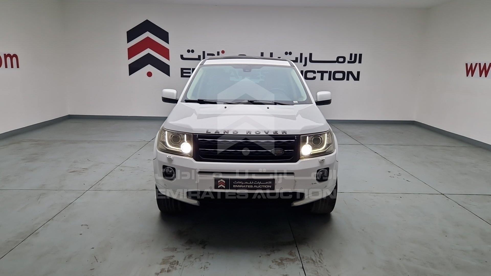 2014 LAND ROVER LR 2 VIN: SALFA2BG8EH390036