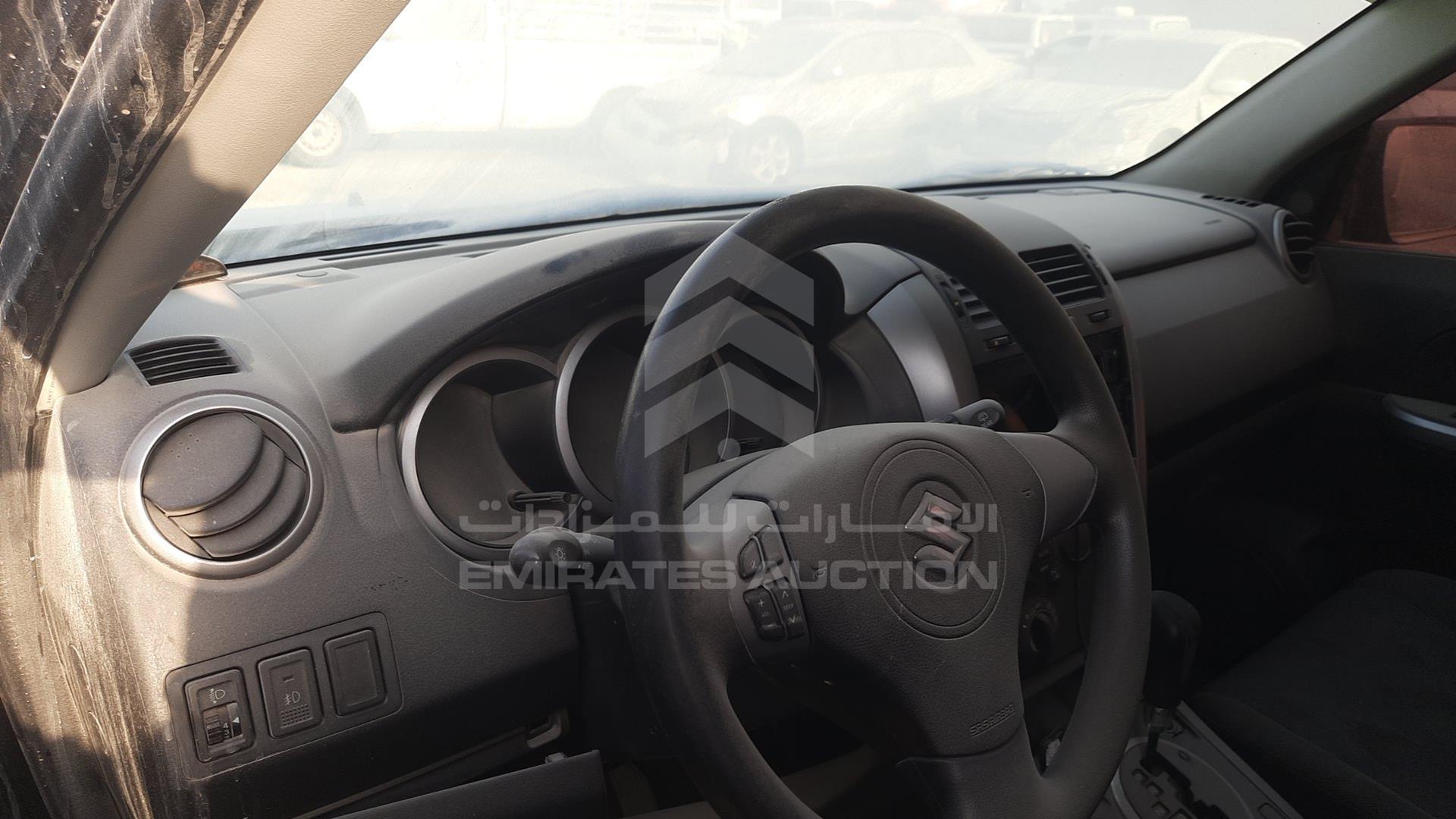 2011 SUZUKI GRAND VITARA VIN: JS3TA04V6B4610580