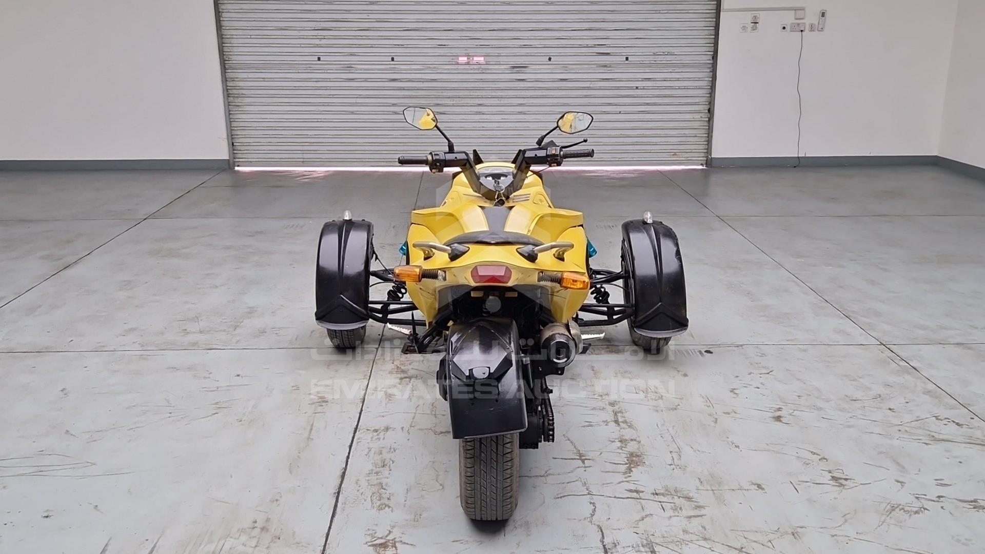 0 BUGGY --- VIN: L5CFFMLA8AM000115