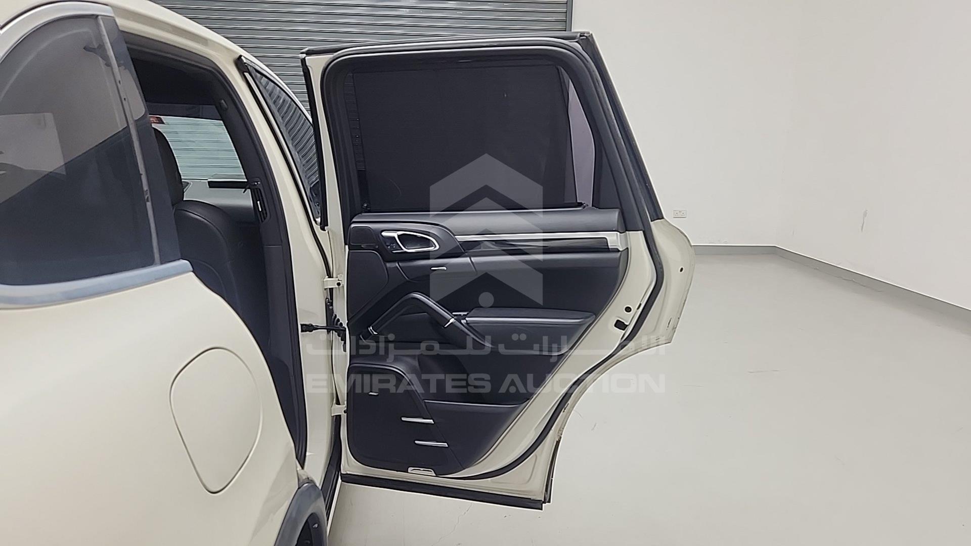 2011 PORSCHE CAYENNE VIN: WP1ZZZ92ZBLA41457