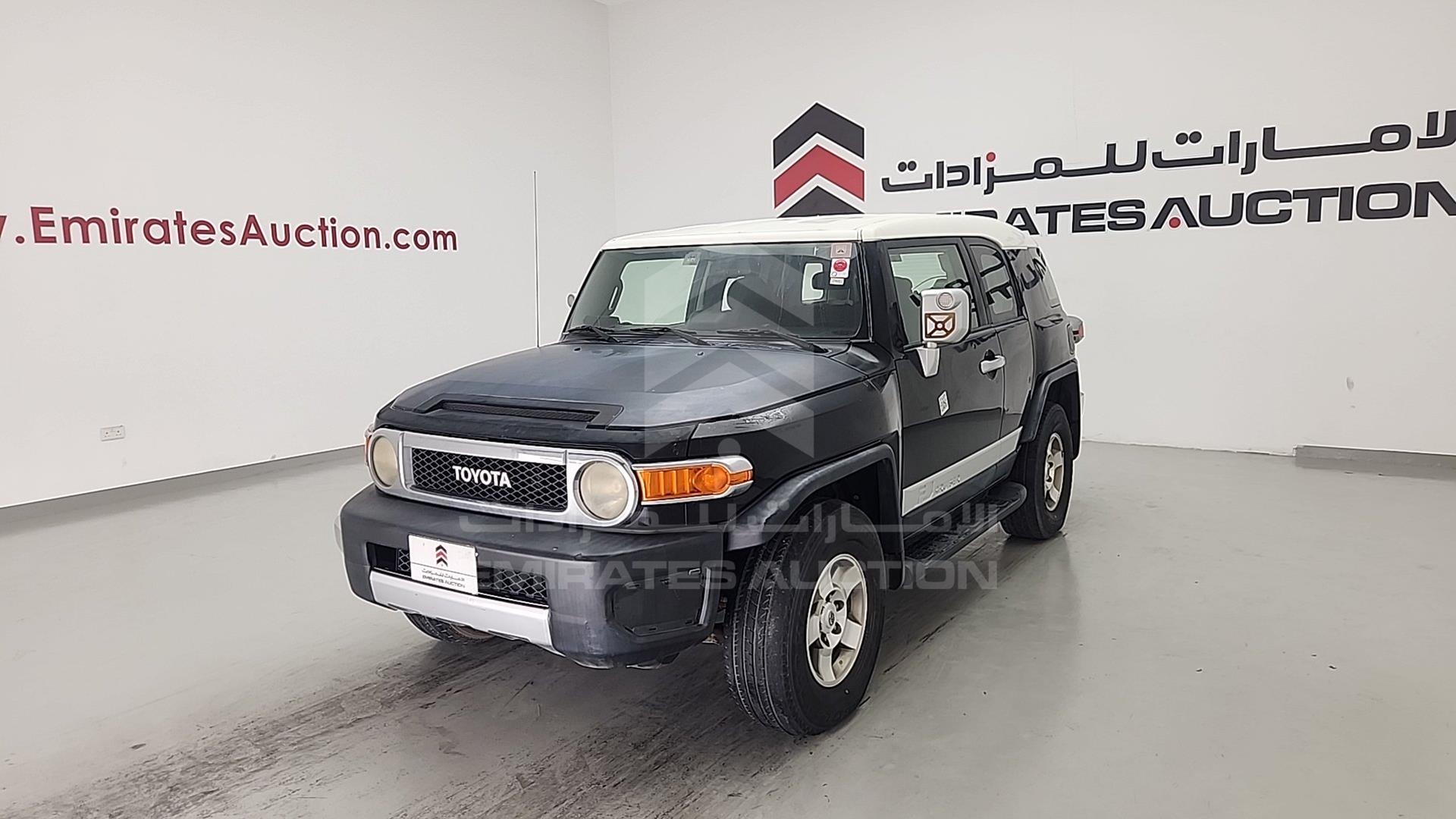 2010 TOYOTA FJ CRUISER VIN: JTEBU11F0AK086658