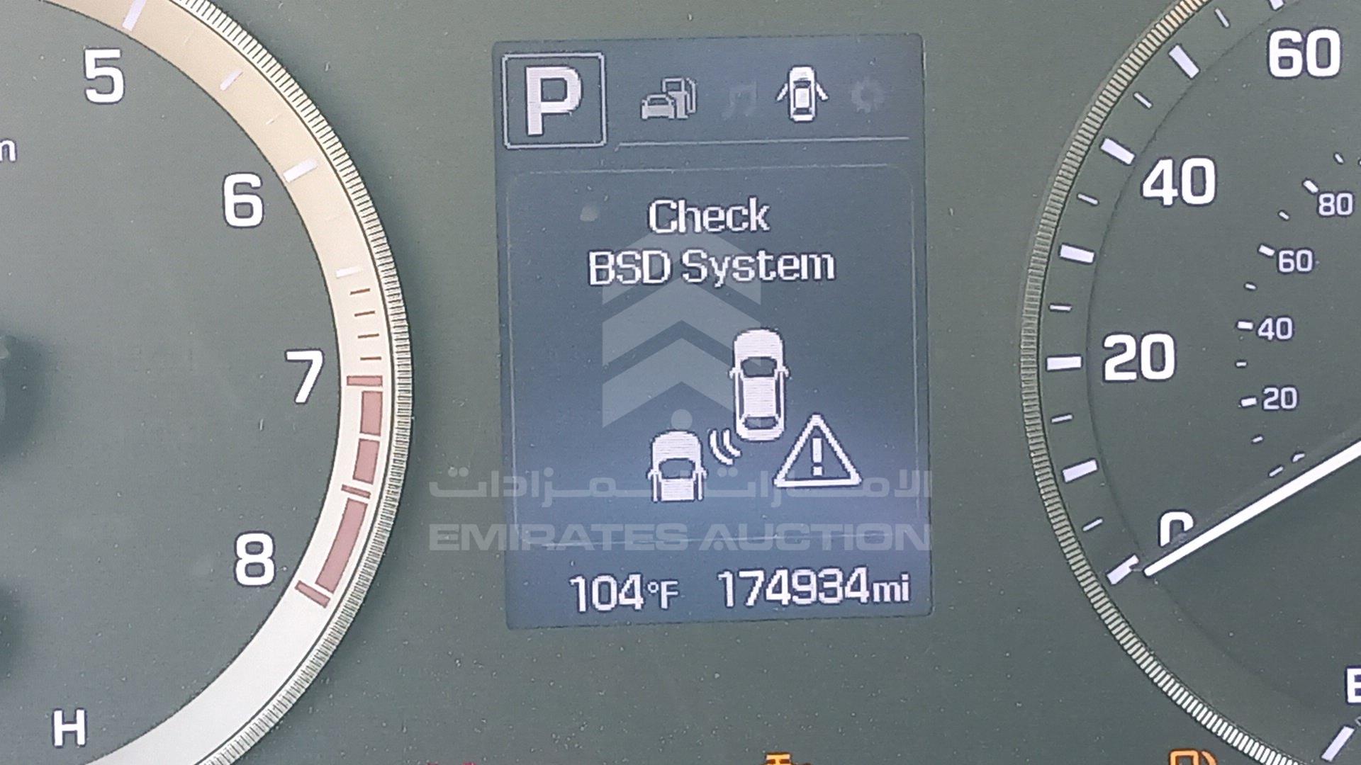 2015 HYUNDAI SONATA VIN: 5NPE34AF8FH208386