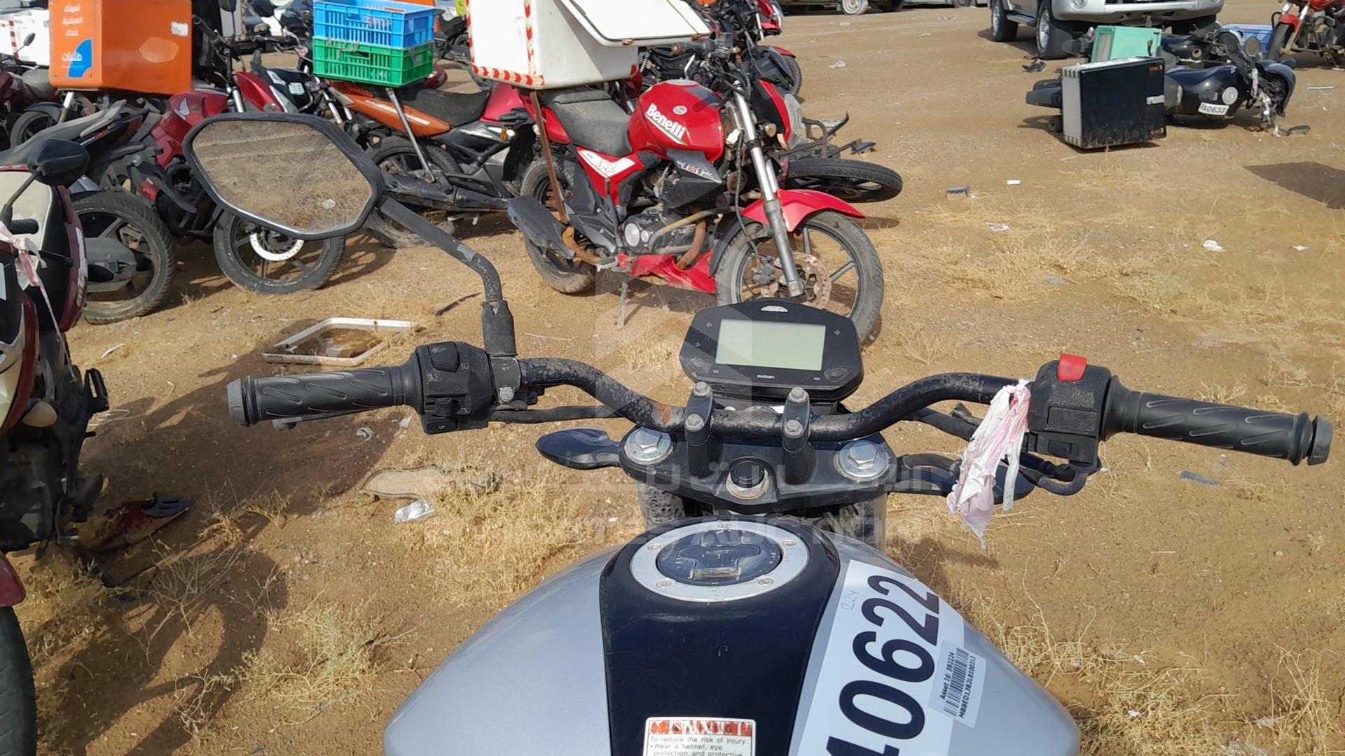 2020 SUZUKI MOTORBIKE VIN: MB8ED13B2L8100212