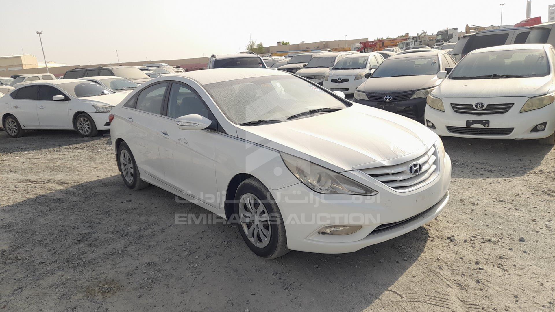 2011 HYUNDAI SONATA VIN: KMHEB41C8BA264933
