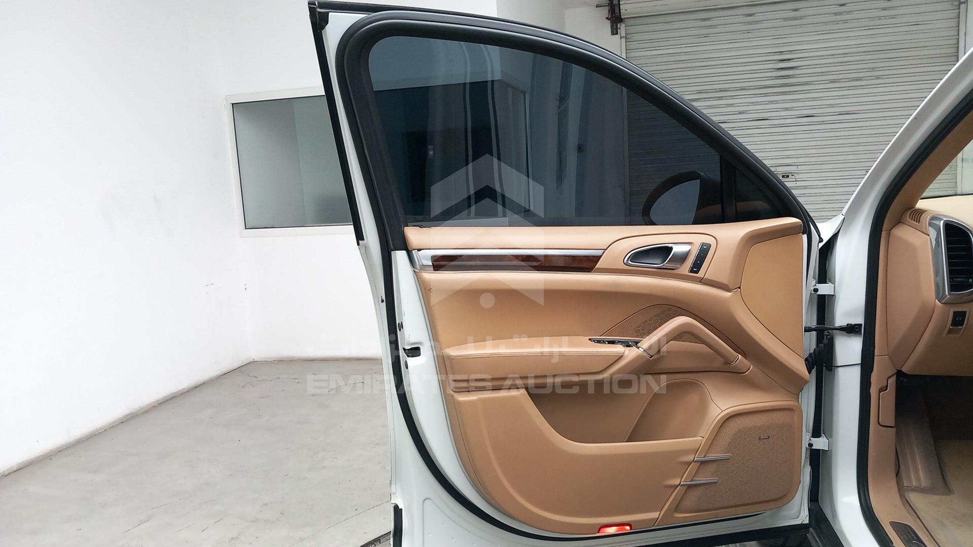 2012 PORSCHE CAYENNE VIN: WP1ZZZ92ZCLA51031
