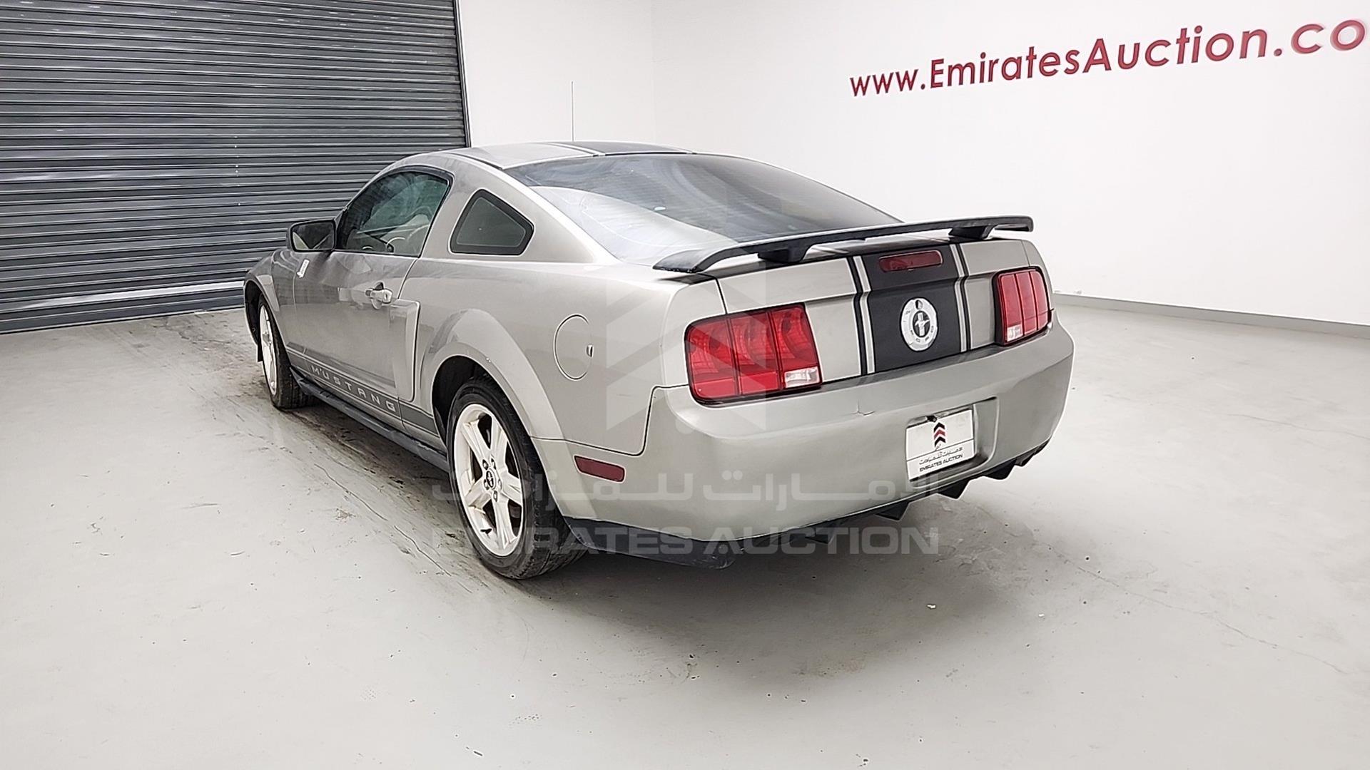 2008 FORD MUSTANG VIN: 1ZVHT80N585164330