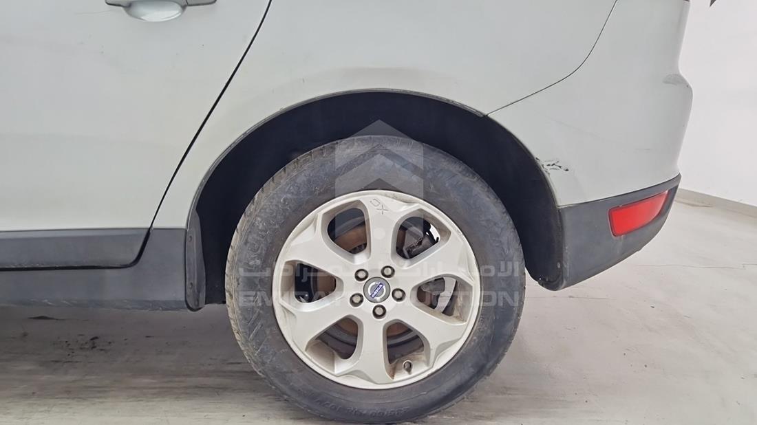 2011 Volvo XC 60 — Rear Left Tyre — Photo 37