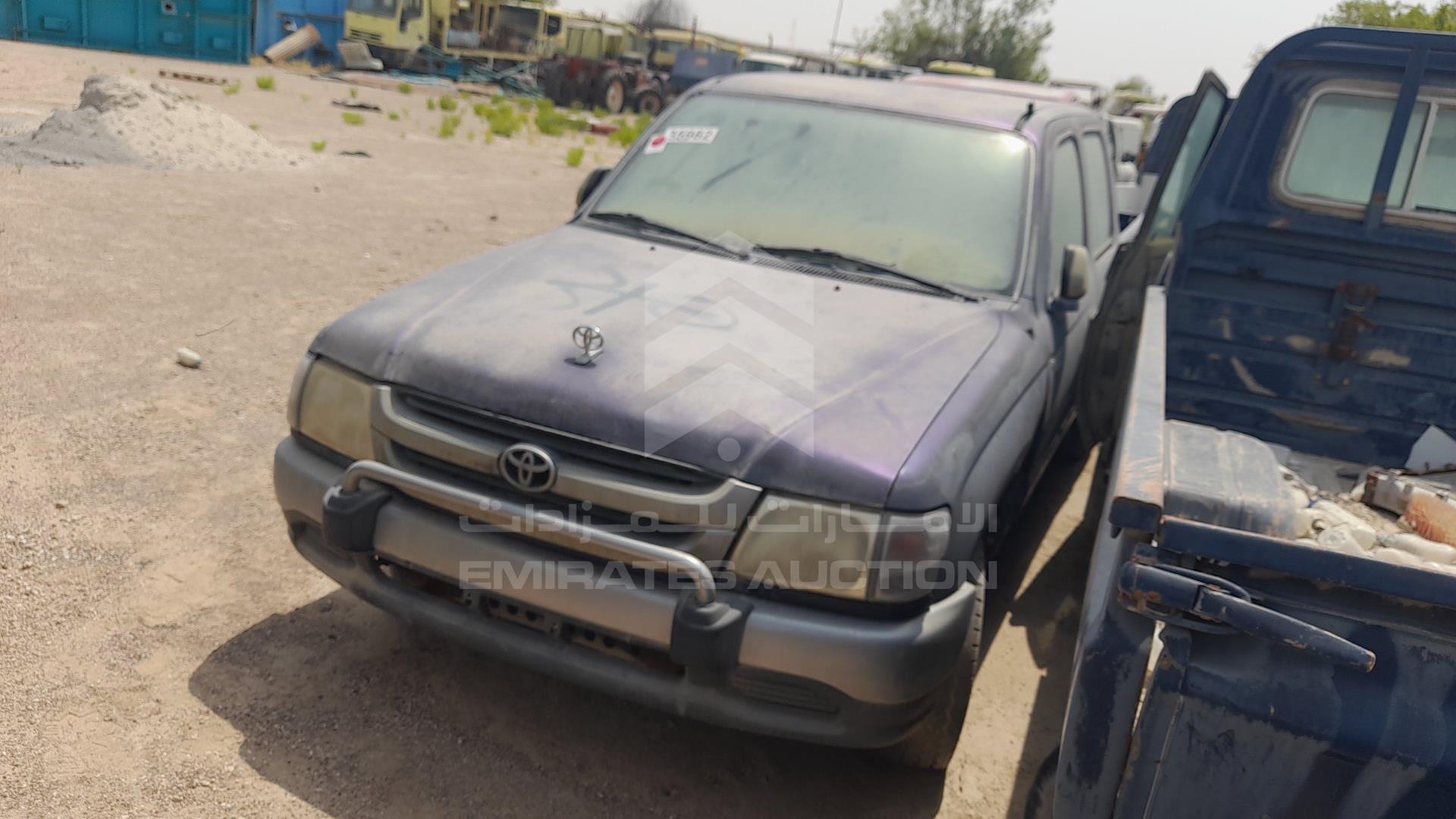 2004 TOYOTA HILUX VIN: JTFEE426040015871