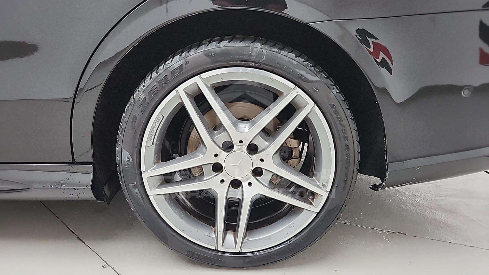 2014 MERCEDES E 300 VIN: WDDHF5FB5EA869417