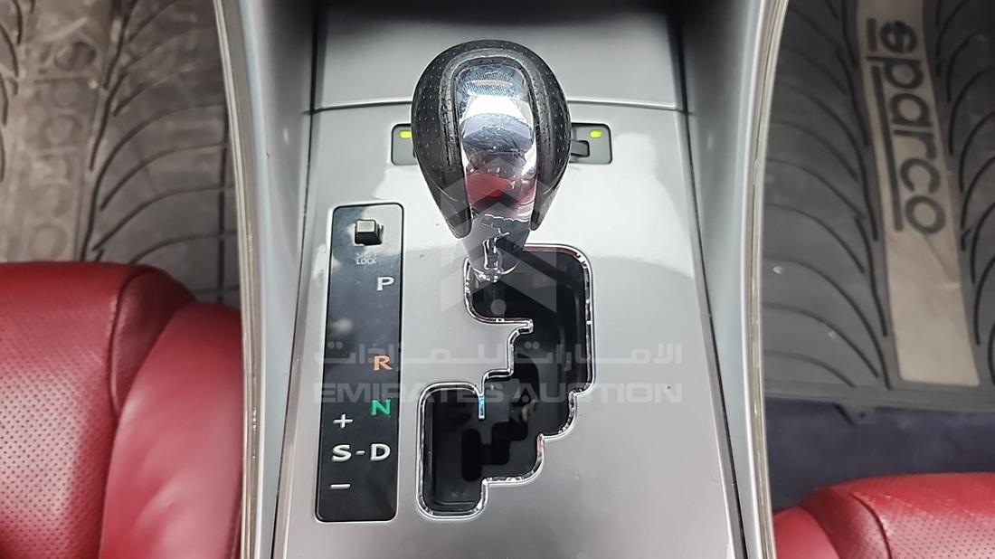 2014 Lexus IS300 — Gear View — Photo 20