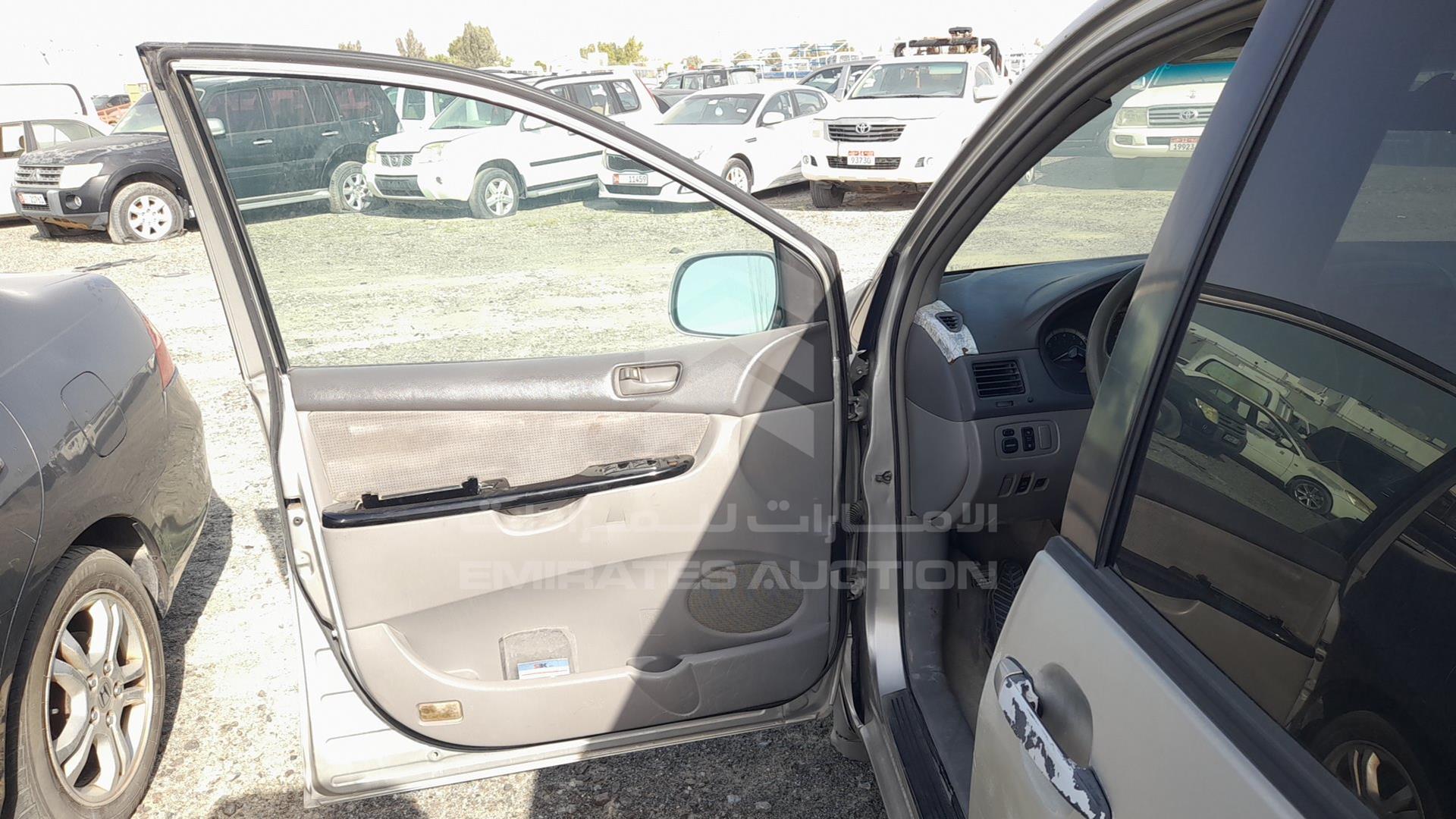 2005 TOYOTA SIENNA VIN: 5TDZA23C55S284560