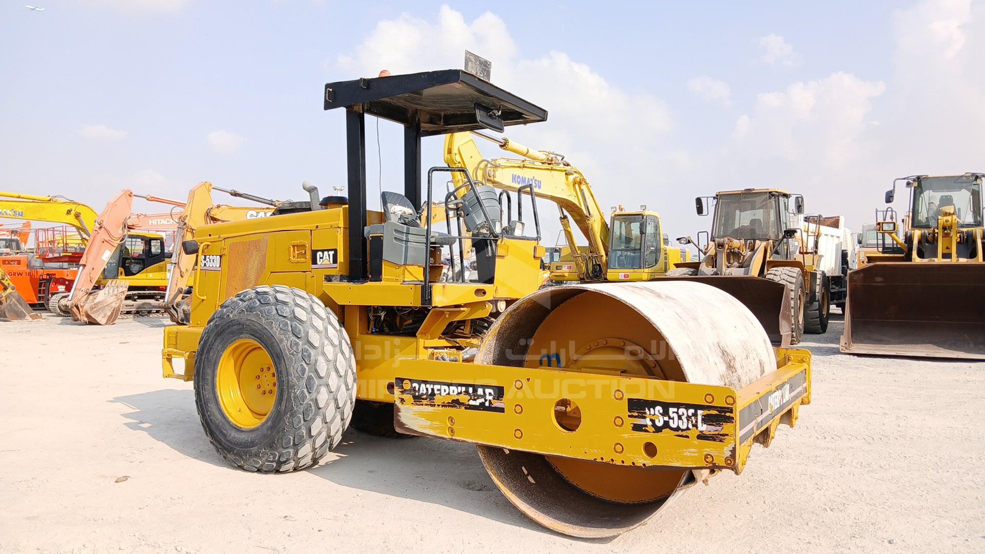 2002 CATERPILLAR CS533D VIN: CATCS533V5CZ00420