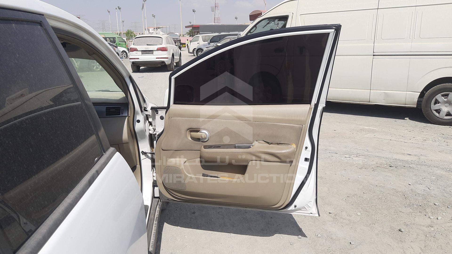 2011 NISSAN TIIDA VIN: 3N1BC1A68BL356889