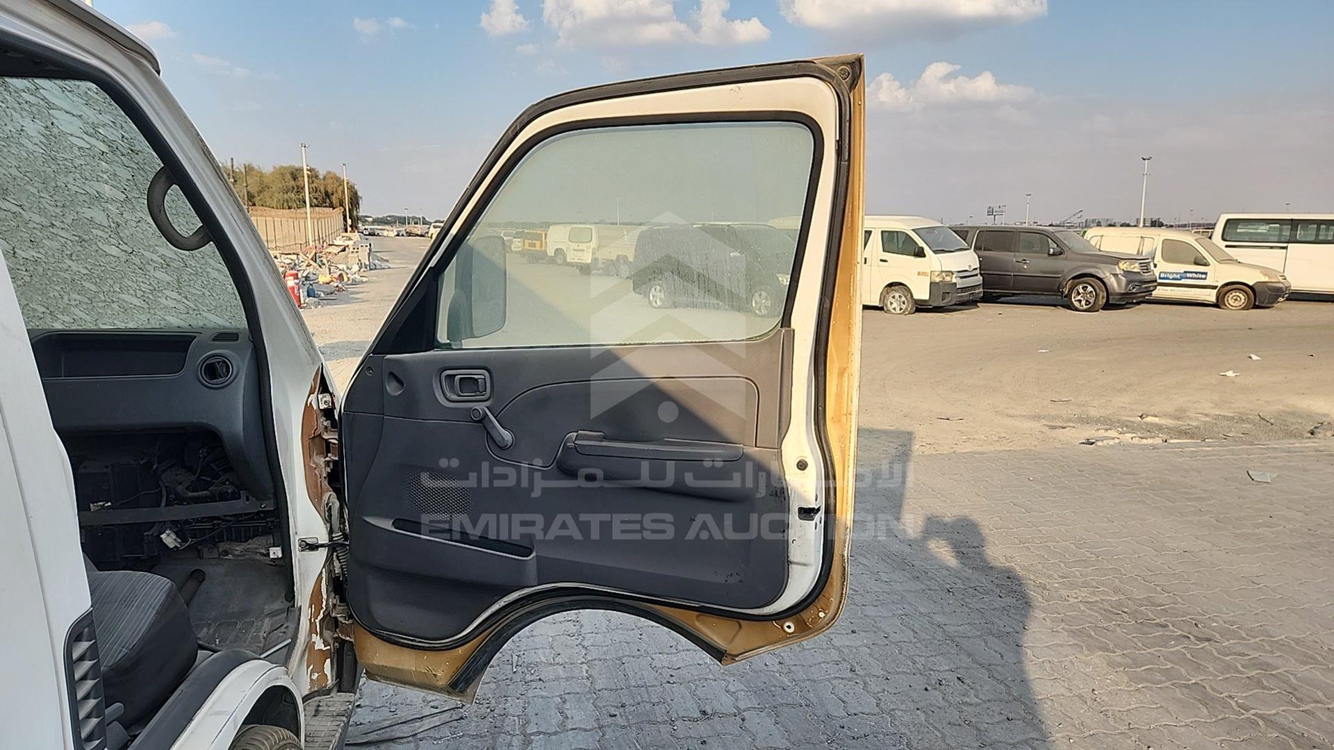 2003 NISSAN URVAN VIN: JN6FE52S83X400985
