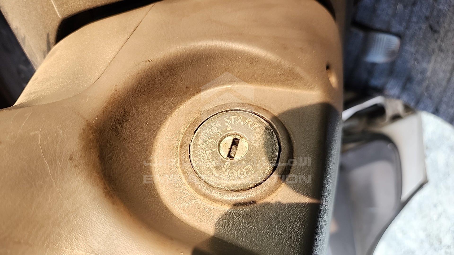 2006 NISSAN URVAN VIN: JN6FE52SX6X408204