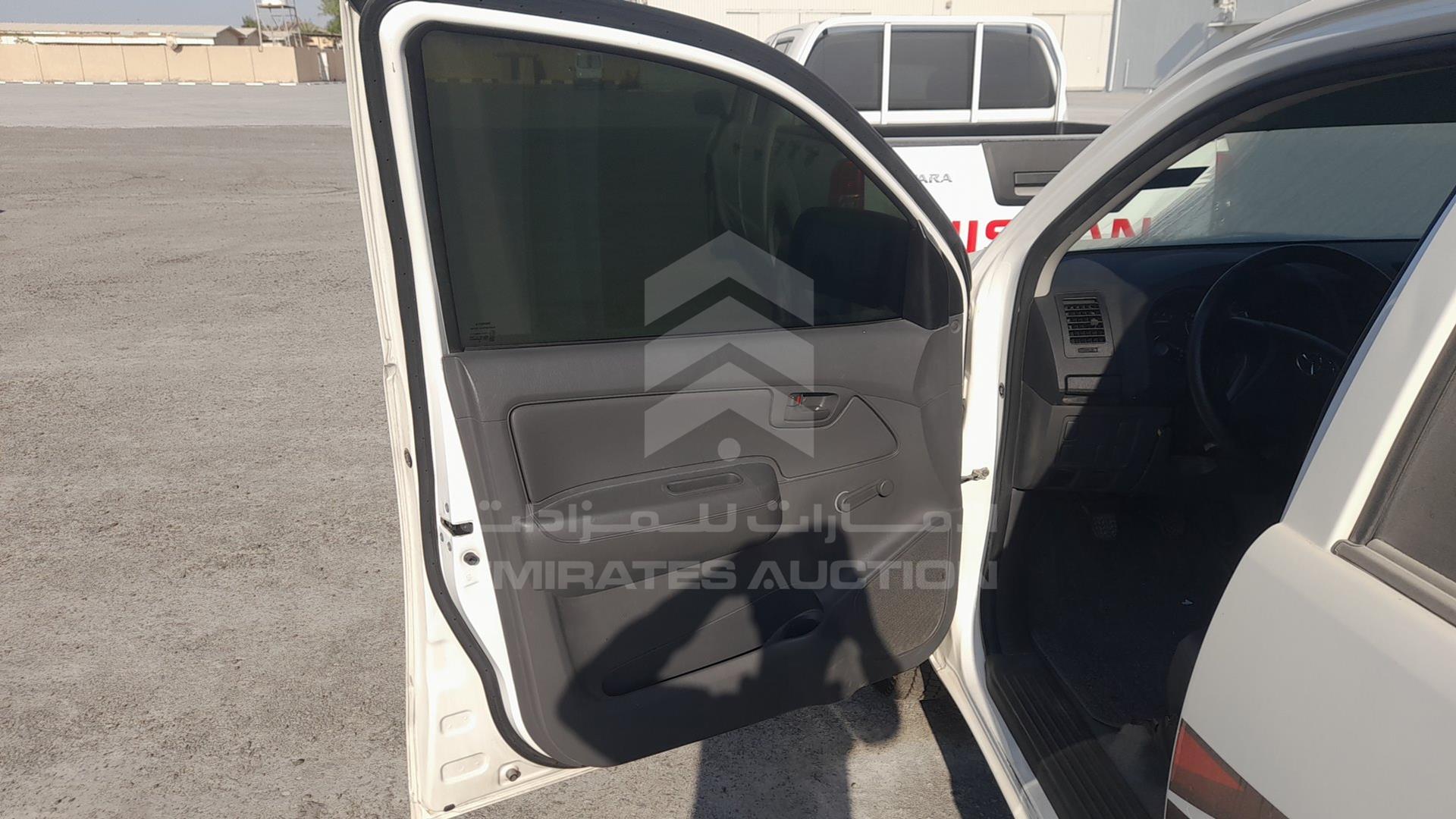 2014 TOYOTA HILUX VIN: MR0EX12GXE2346815