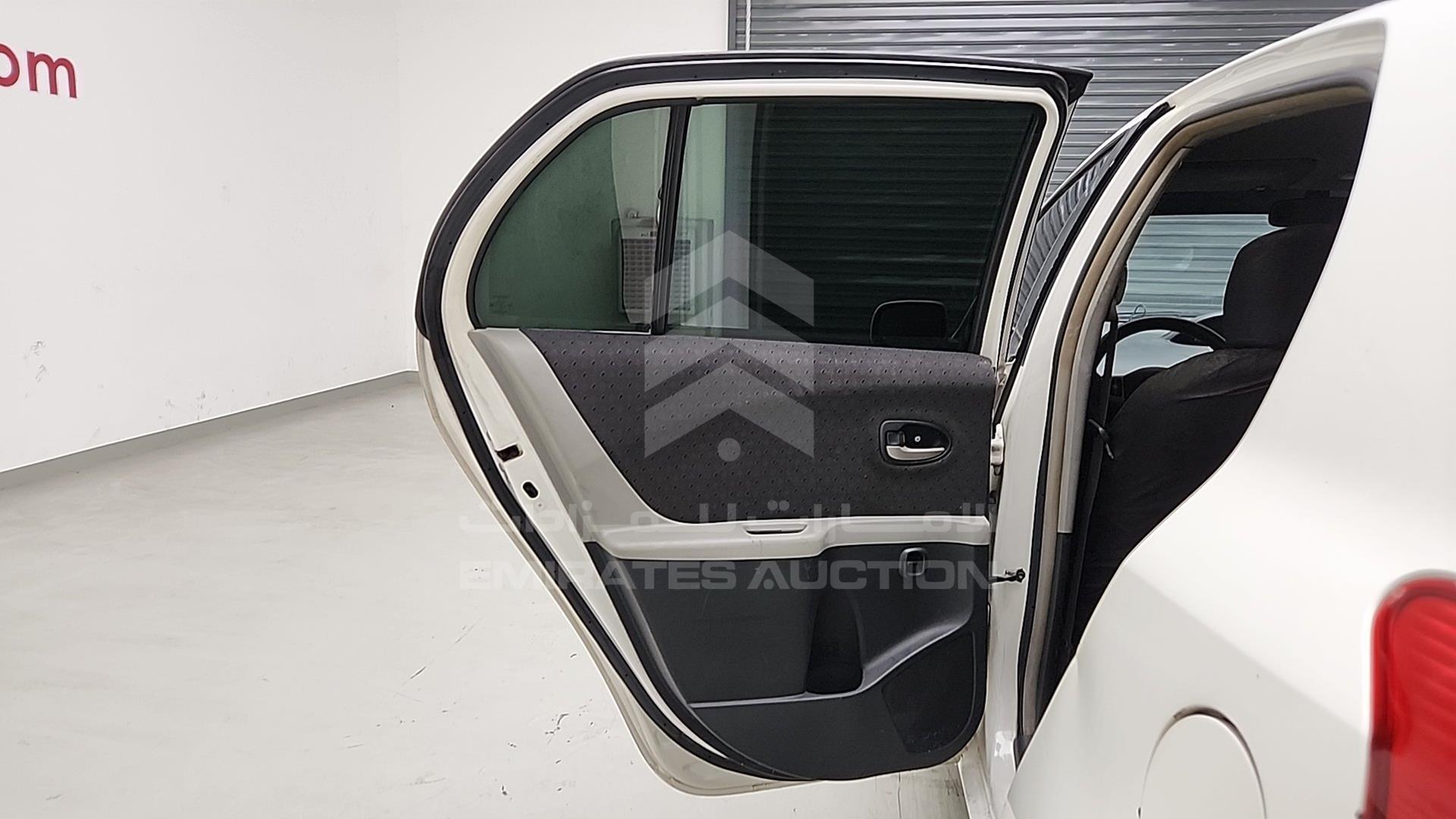 2009 TOYOTA YARIS VIN: JTDKW923X95118012