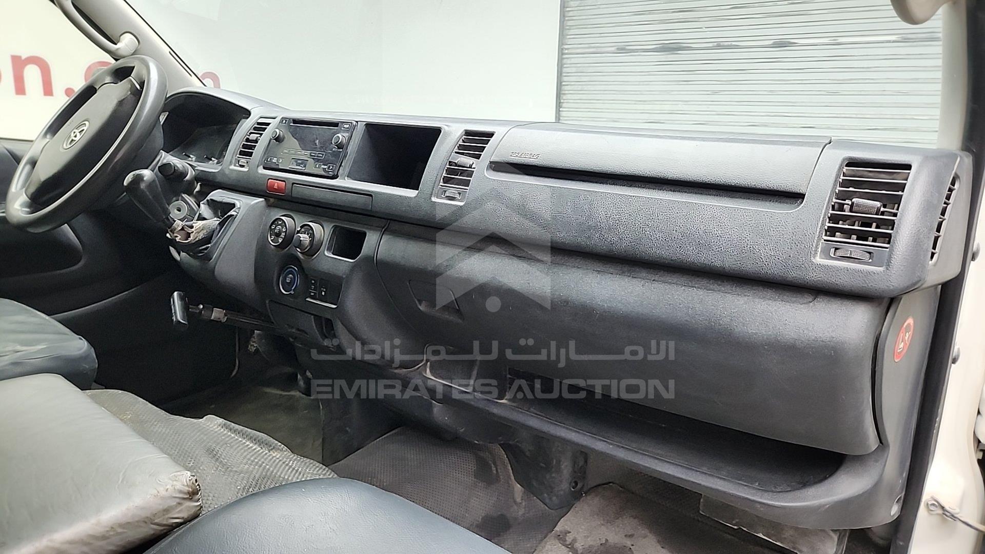 2015 TOYOTA HIACE VIN: JTGRX12P8F8046479
