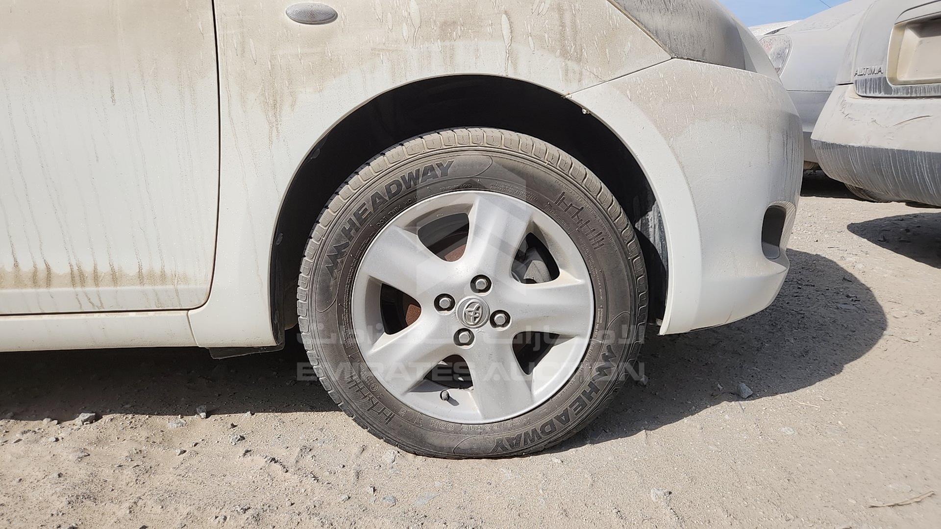 2008 TOYOTA YARIS VIN: JTDBW923081084913