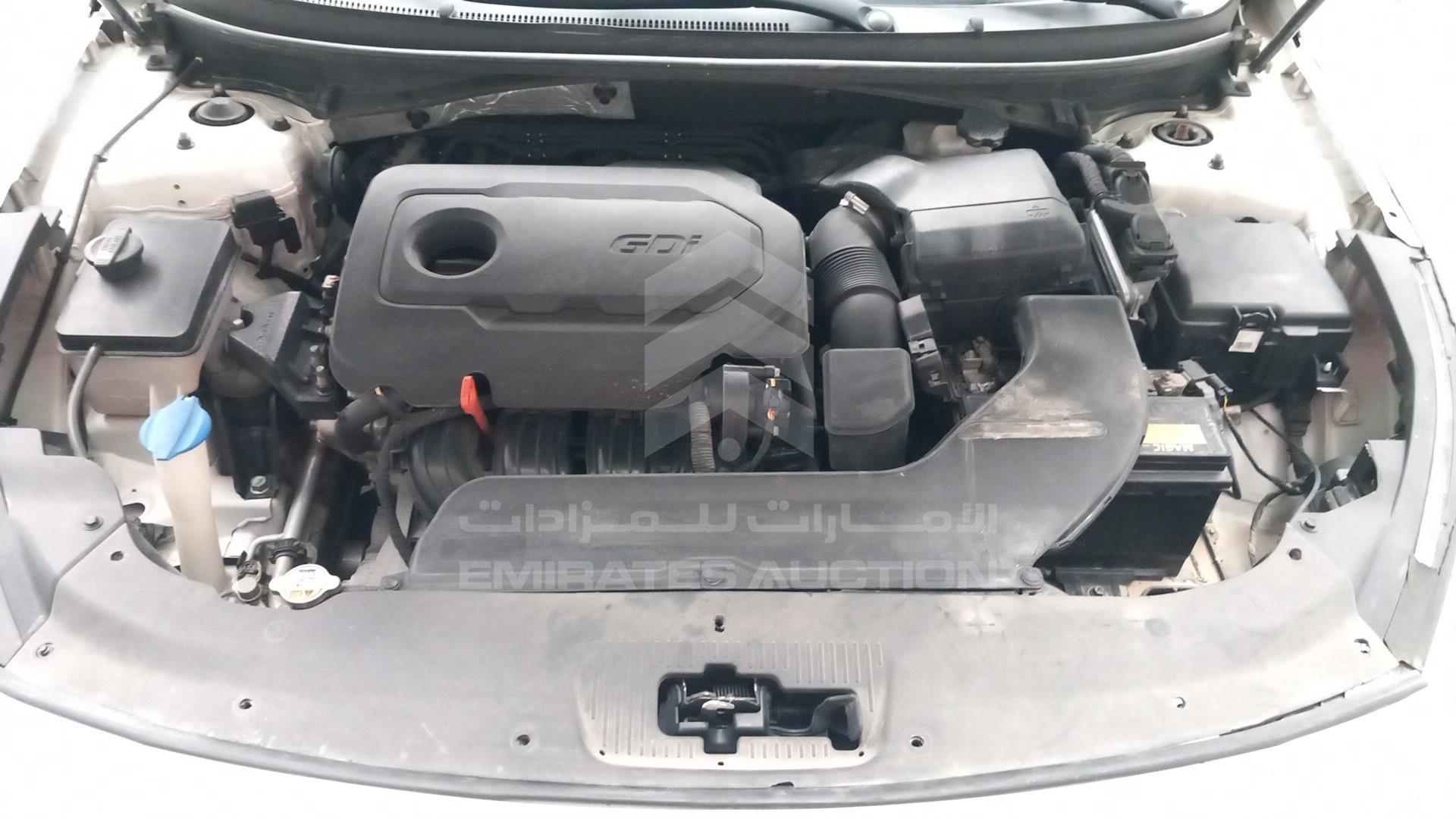 2016 HYUNDAI SONATA VIN: 5NPE34AF1GH334994