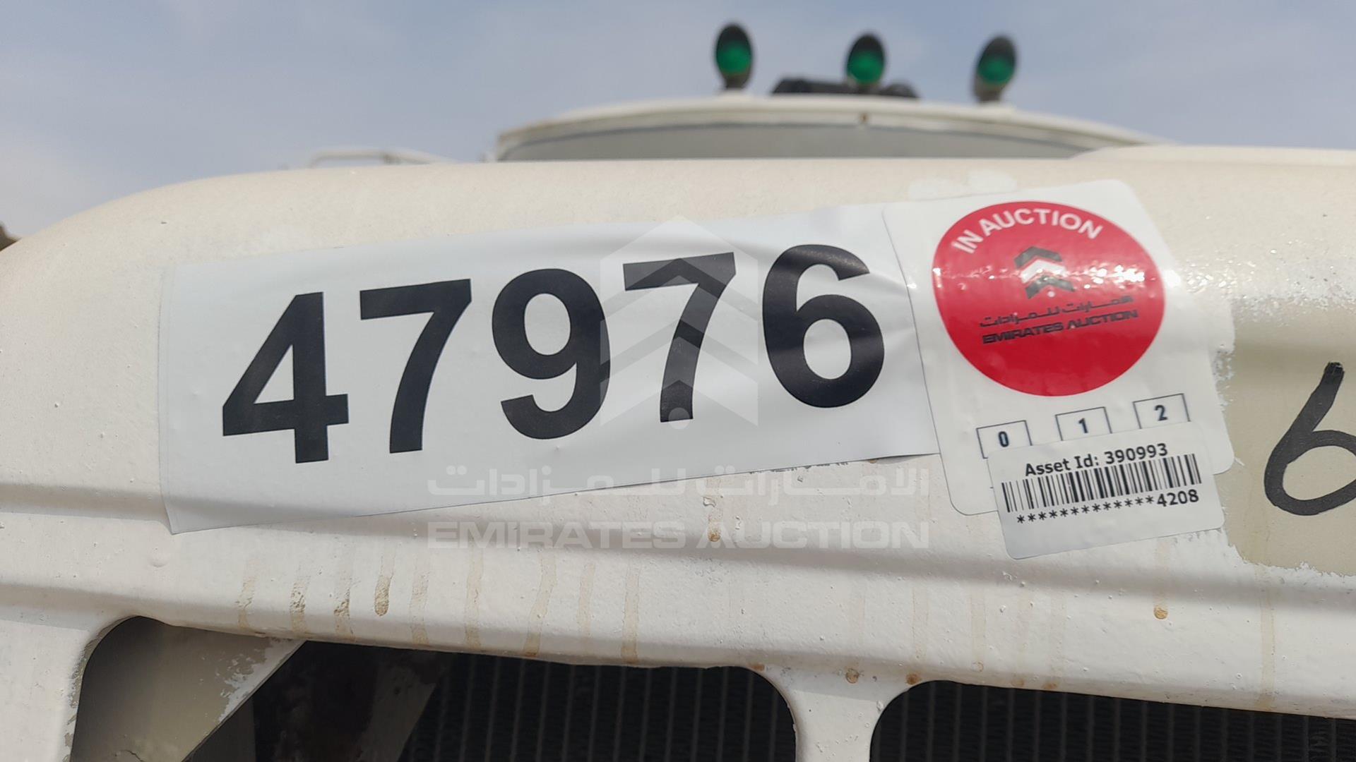 0 NISSAN DIESEL UD VIN: TZA52P-4208