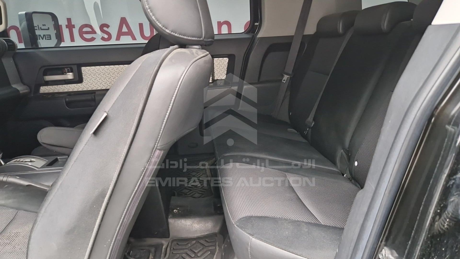 2008 TOYOTA FJ CRUISER VIN: JTEBU11F28K028254