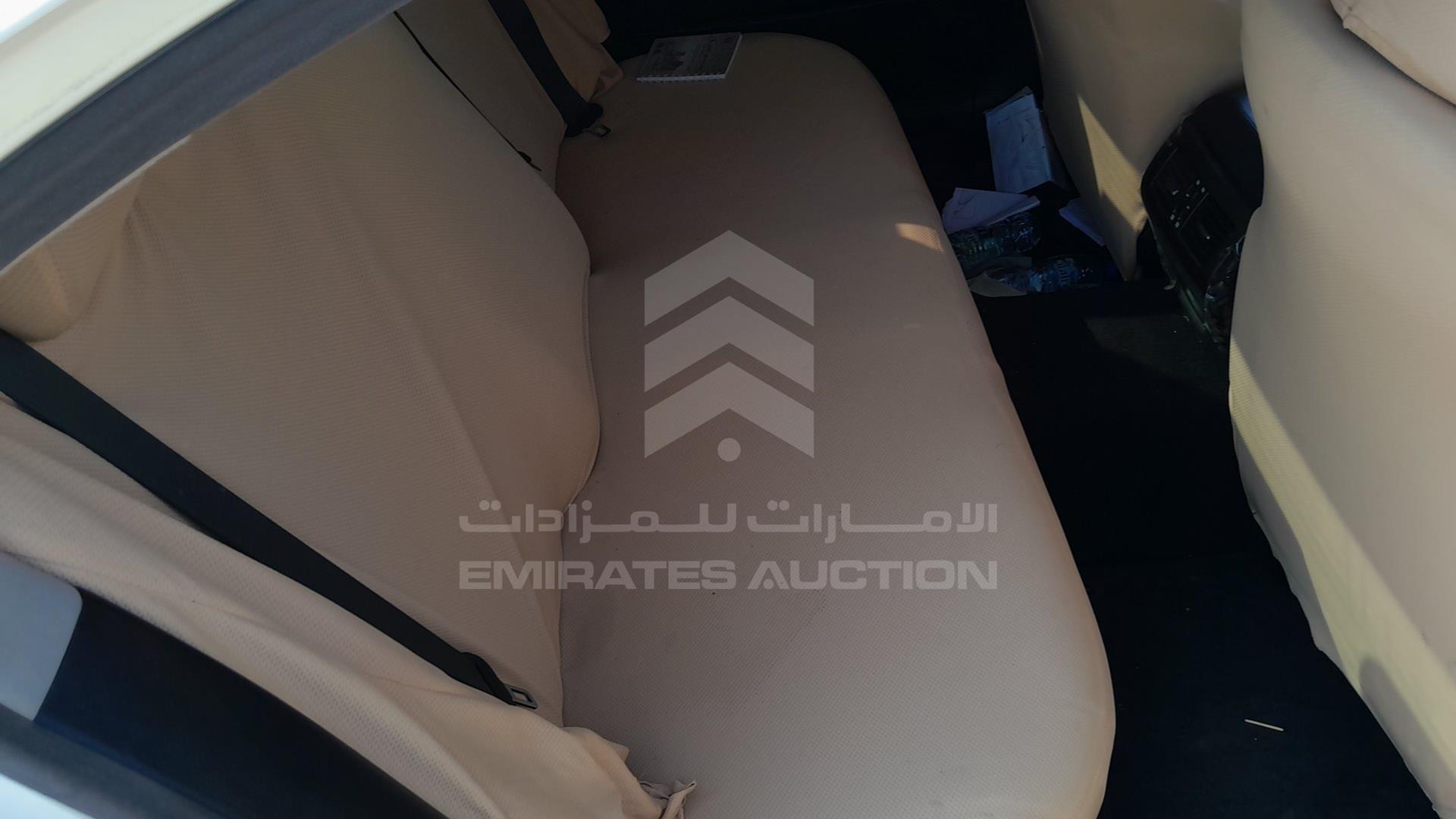 2009 LEXUS LS 460 VIN: JTHBL46F995090637