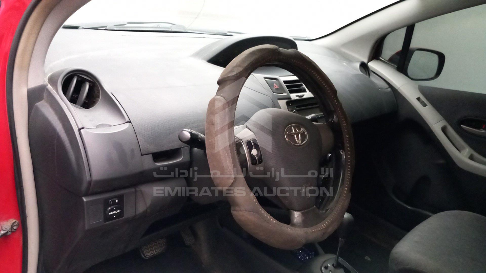 2009 TOYOTA YARIS VIN: JTDKW923995117837